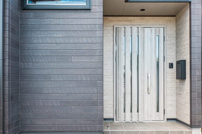 サイディング材の特徴とほかの外壁材との違いについて